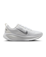 Nike Vomero 18 Womens Road Running Shoes - White-Silver (Athletic Sneakers/Runners)