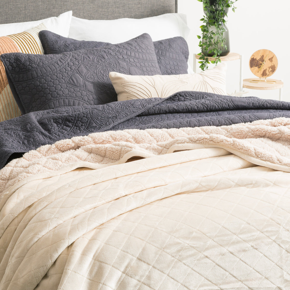 Renee Taylor Heston 480 GSM Velvet Sherpa Blanket - Stone (OEKO-TEX Certified)