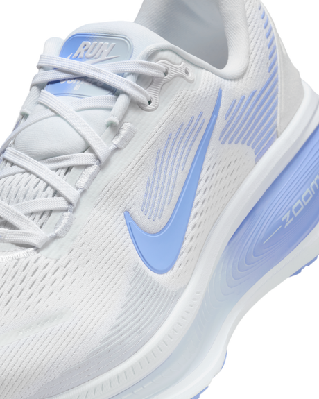 Nike Vomero 18 Womens D Wide Road Running Shoes - White-Grey-Royal (Athletic Sneakers/Runners)