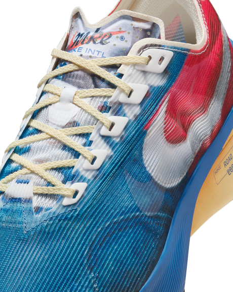 Nike Mens Vaporfly 4 PRM Road Racing Shoes - Multi-Blue-Red (Athletic Sneakers/Runners)