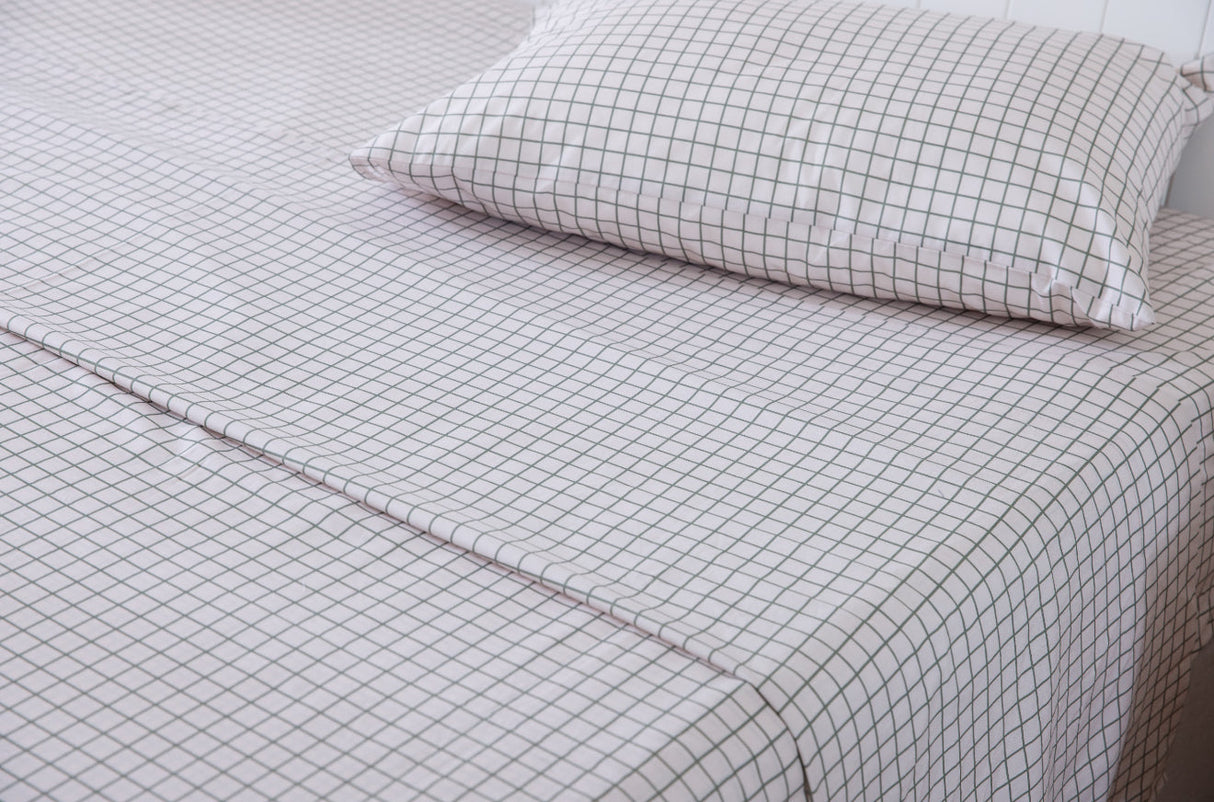 100% Cotton Percale Sheet Set - Fitted & Flat Sheets + Pillowcases - Fern Grid