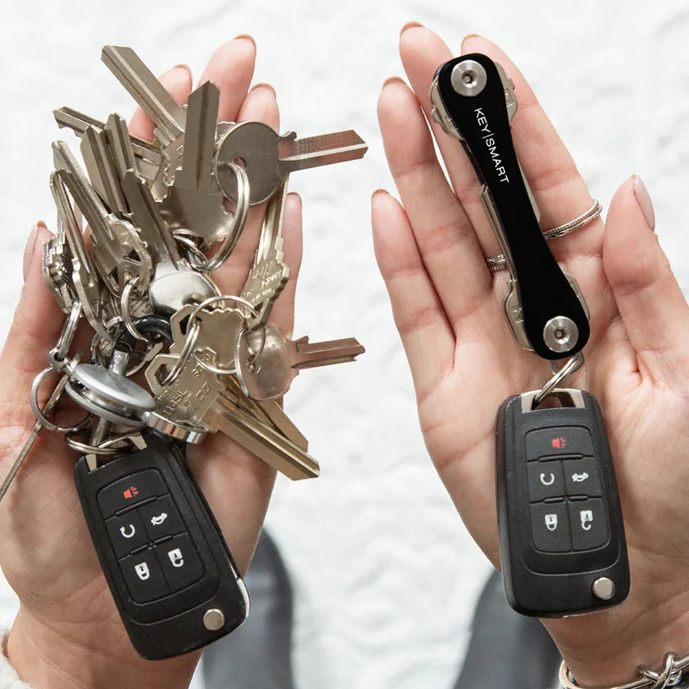 KeySmart Compact Key Holder & Organiser - Holds 8 Keys - Black