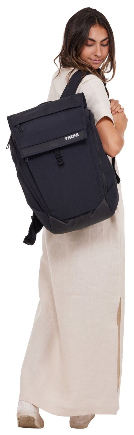 THULE Paramount 27L Water-Resistant Backpack w/ 16" Laptop Compartment in Black