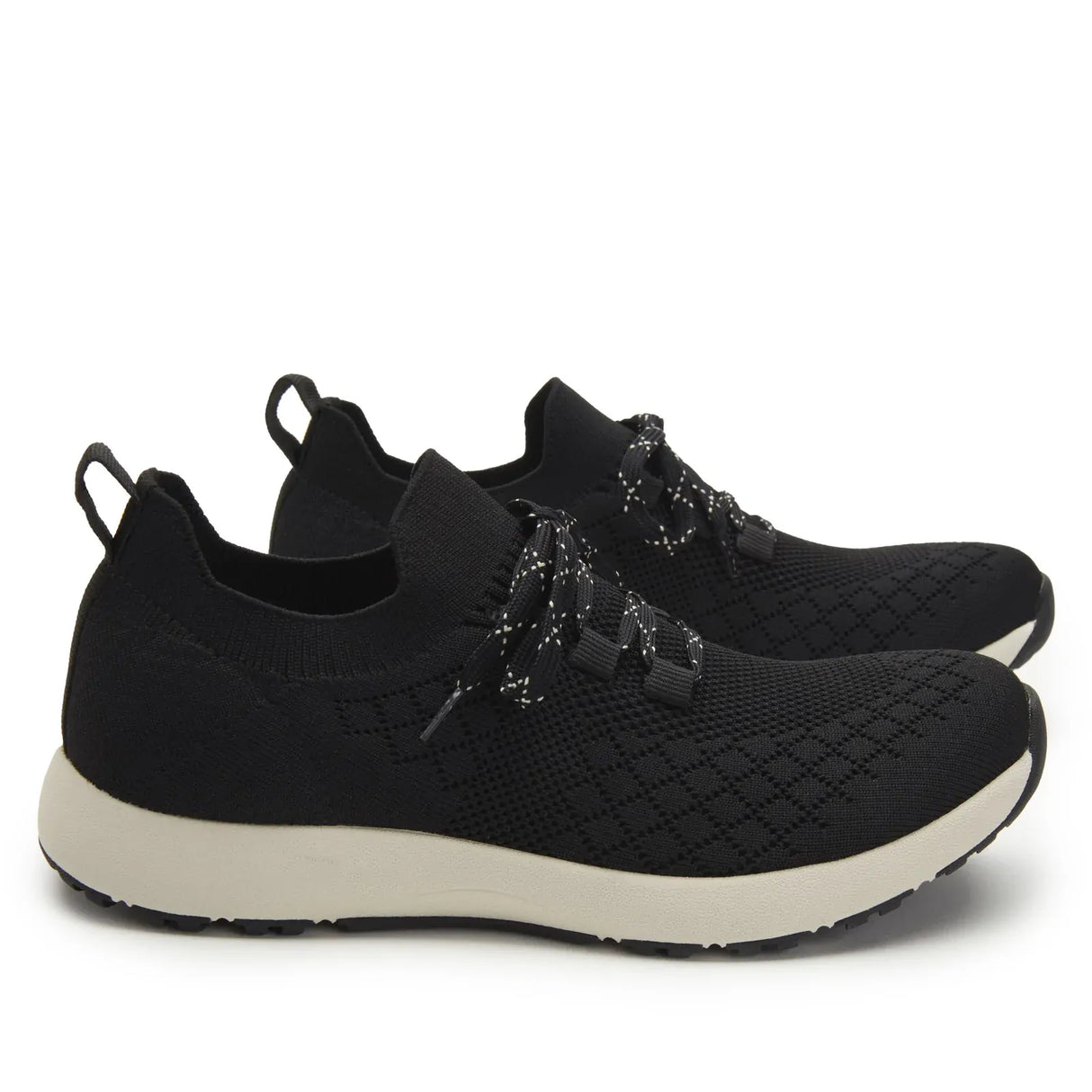 TRAQ Froliq Womens Walking Shoes Knit Lace-Up Lightweight Cushioned in Black