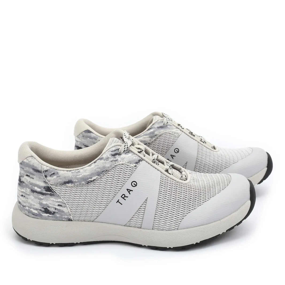 TRAQ Intent 2 Womens Walking Shoes Q-Flow2 Mesh Slip-Resistant in Cloudy Grey