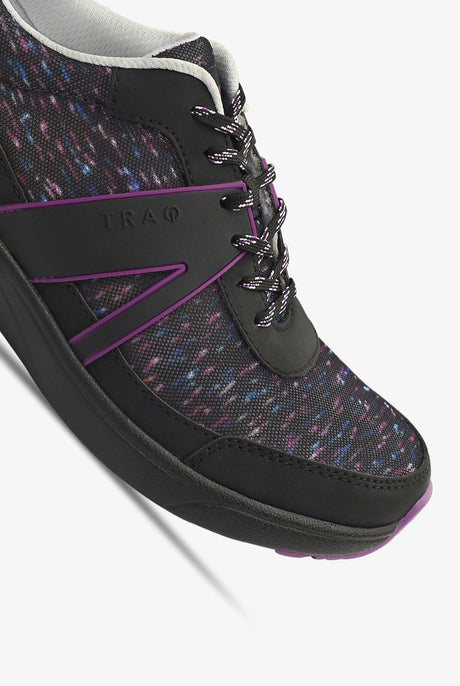 TRAQ Qarma 2 Sonar Womens Walking Shoes Smart Step Tracker Comfort Sneaker in Black