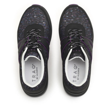 TRAQ Qarma 2 Sonar Womens Walking Shoes Smart Step Tracker Comfort Sneaker in Black