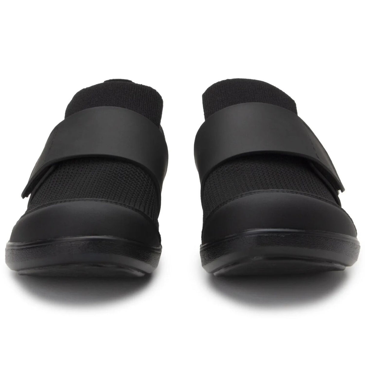 TRAQ Qwik Mens Smart Shoes Hook & Loop Q-Sport Rocker Slip-Resistant in Blackout