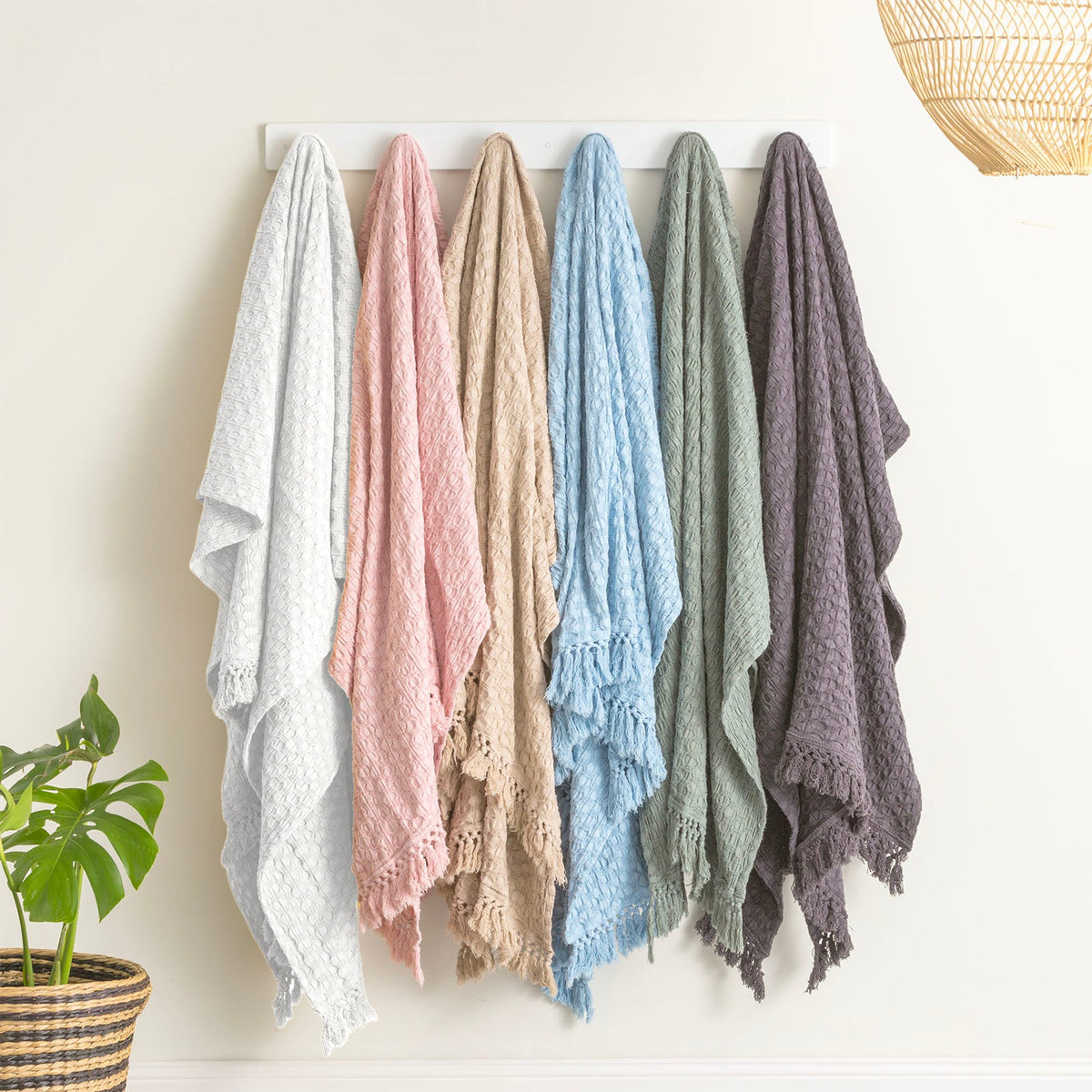 Renee Taylor Alysian Textured Cotton Decorative Throw Blanket - White (130 x 200cm)