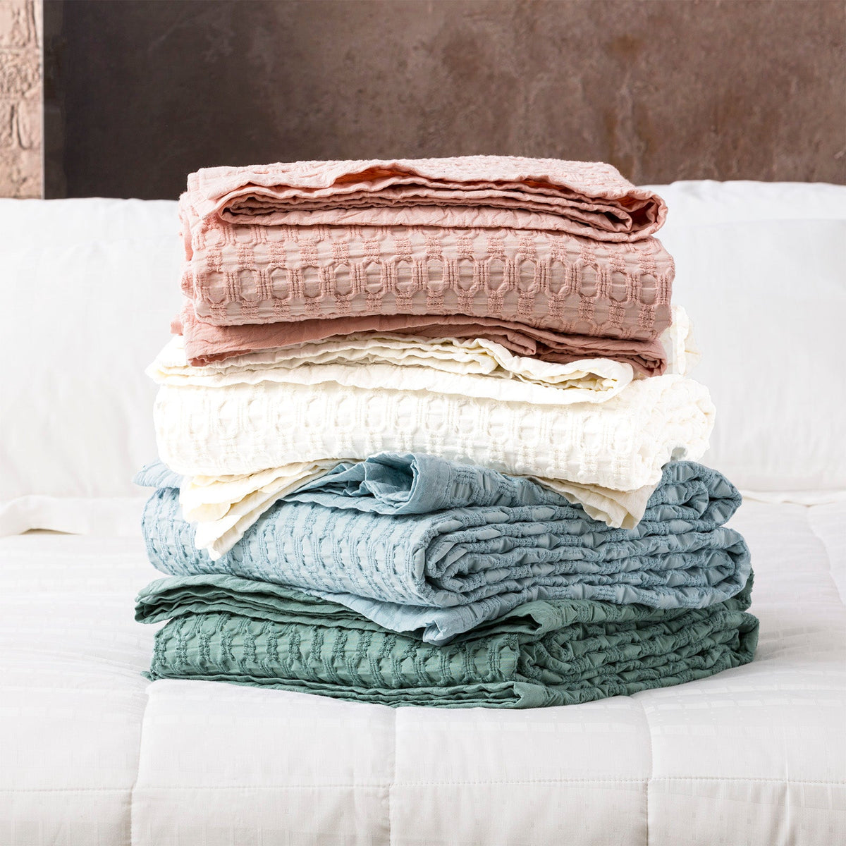 Renee Taylor Lexico Washed Cotton Waffle Blanket - Sage (OEKO-TEX Certified)