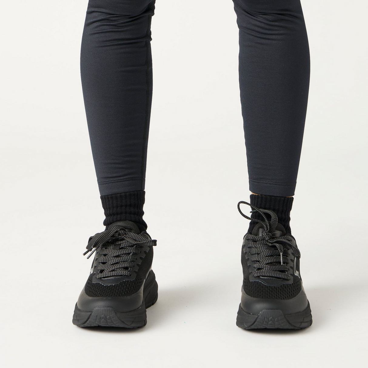 SFIDA Womens Drift Hyper Lite Runners Sneakers Runners Shoes in Black/Black