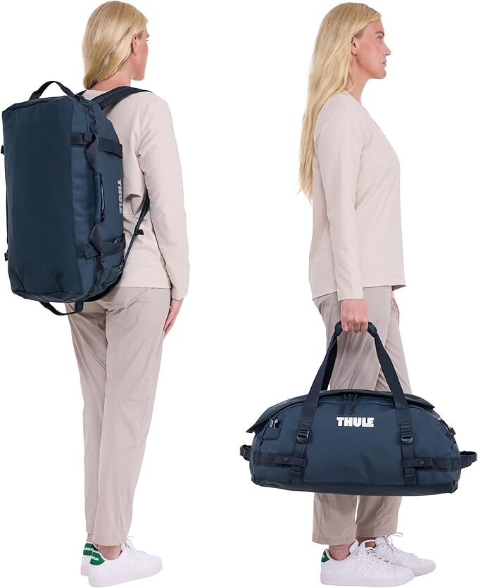 Thule Chasm 30L Duffel Overnight Bag Convertible Backpack Duffle in Darkest Blue