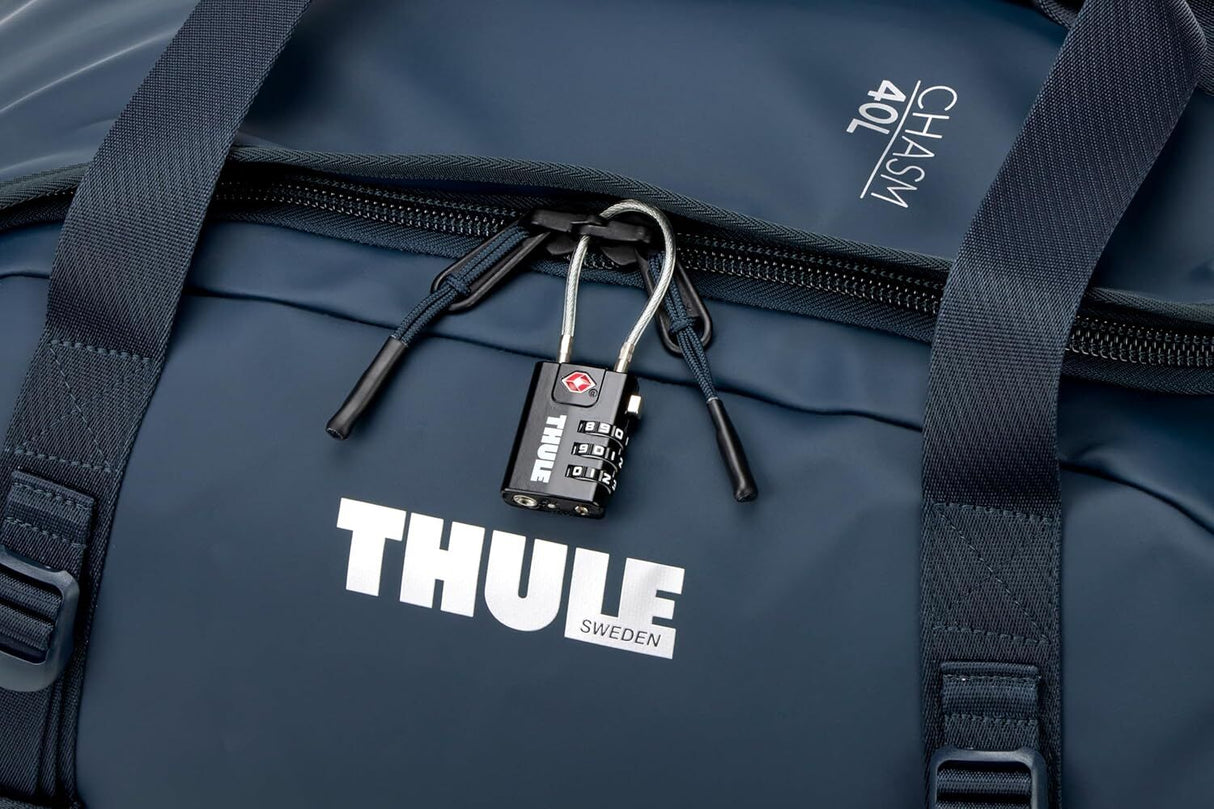 Thule Chasm 40L Duffel Bag Convertible Backpack Duffle in Darkest Blue