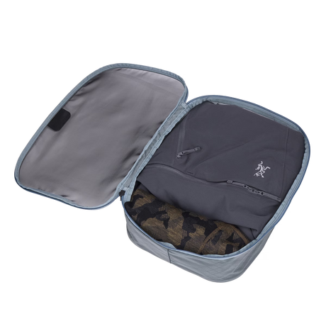 Thule Medium Travel Packing Cube - Pond Grey (Electronics & Toiletries Organiser Bag)