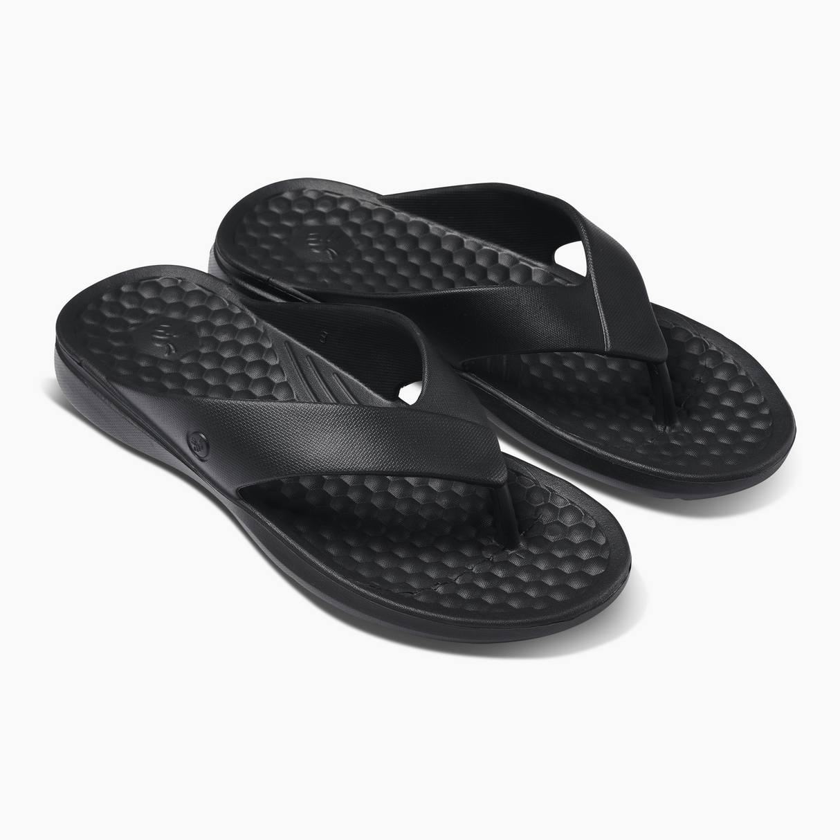 Joybees Adults Casual Flip Flops Summer Thongs in Solid in Black