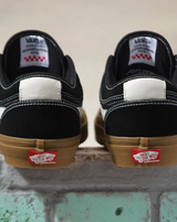 Vans Skate Chukka Low Side Stripe Mens Lace Up Shoes - Black/Gum (Casual Sneakers)