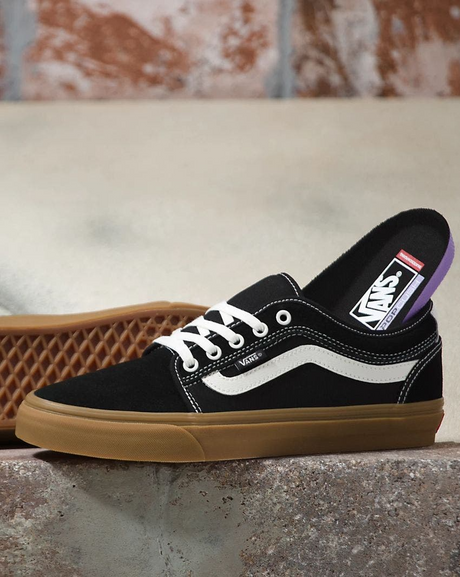 Vans Skate Chukka Low Side Stripe Mens Lace Up Shoes - Black/Gum (Casual Sneakers)