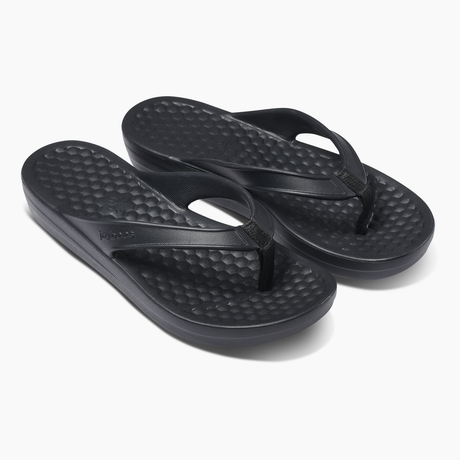 Joybees Womens Varsity Flip Flops Thongs Summer Sandals in Solid Black