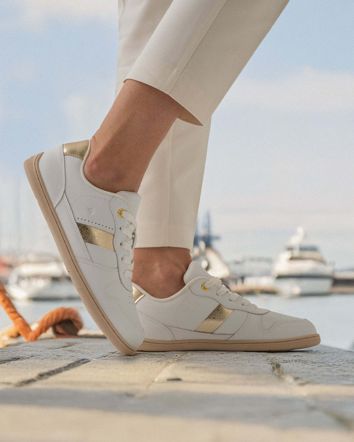 Be Lenka Unisex Cellestia Barefoot Sneakers - White/Gold