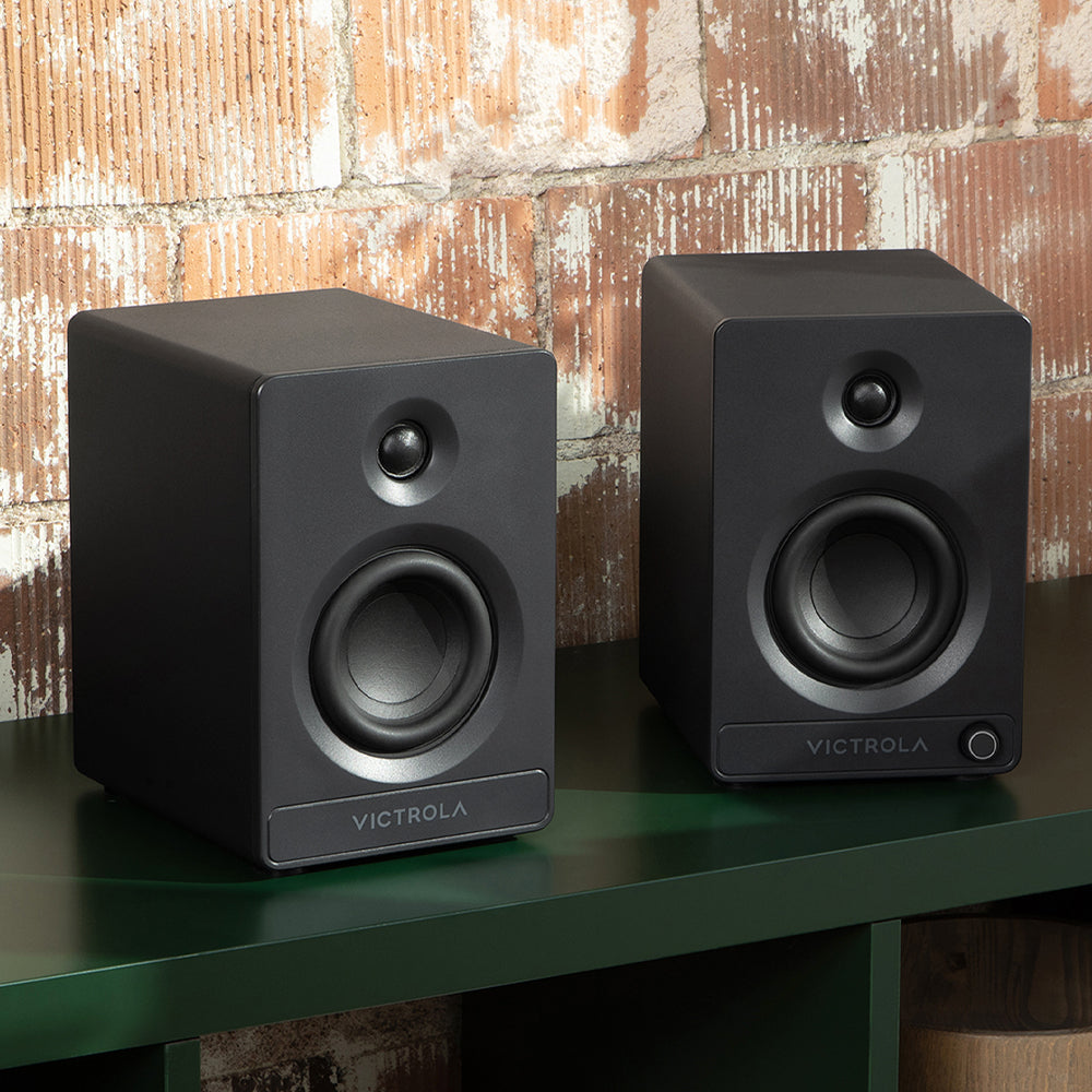 Victrola Automatic Turntable + Tempo Bookshelf Speakers Bundle - Black